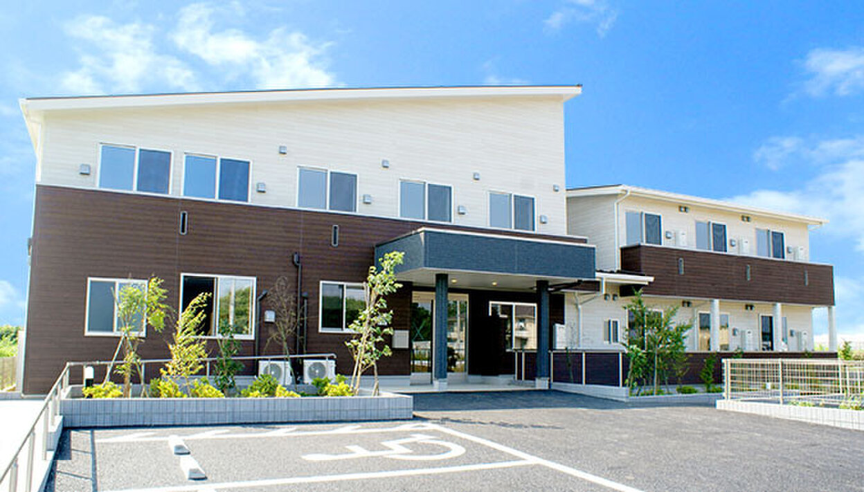 ウイズユー株式会社 リハリバイブ緑が丘の正社員 正看護師 准看護師 サービス付き高齢者向け住宅 デイサービスの求人情報イメージ2
