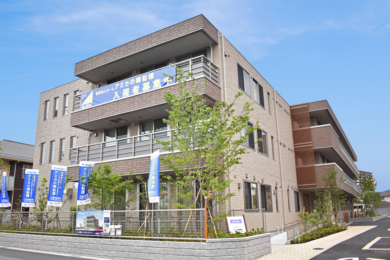 ALSOK介護株式会社 アミカの郷船橋の正社員 介護職 有料老人ホーム サービス付き高齢者向け住宅の求人情報イメージ2